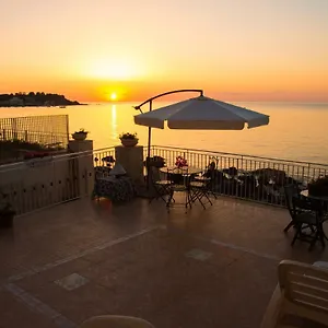 Appartement In Agnese, Aci Trezza